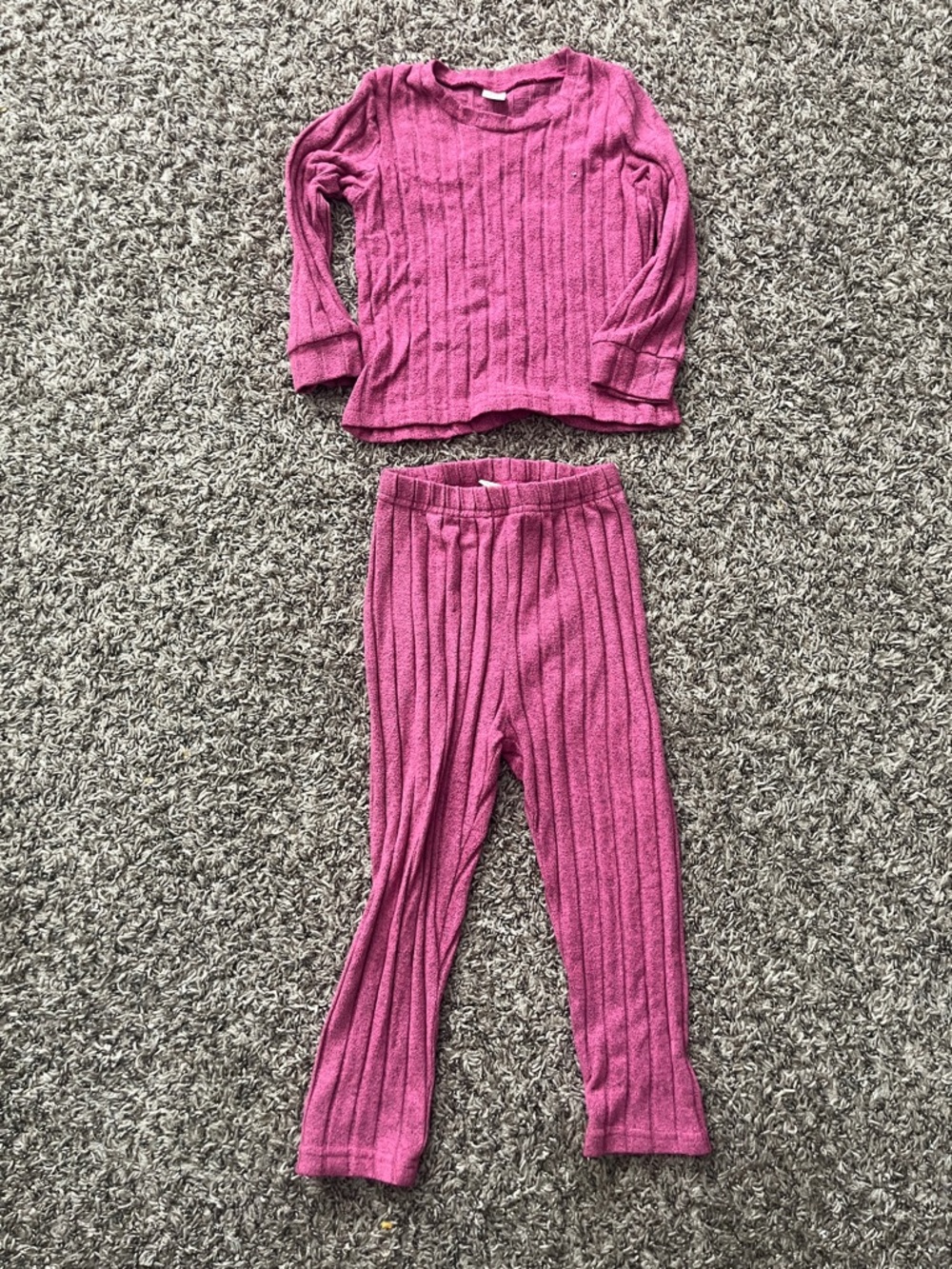 SHEIN Pink Ribbed Knit Kids Matching Set